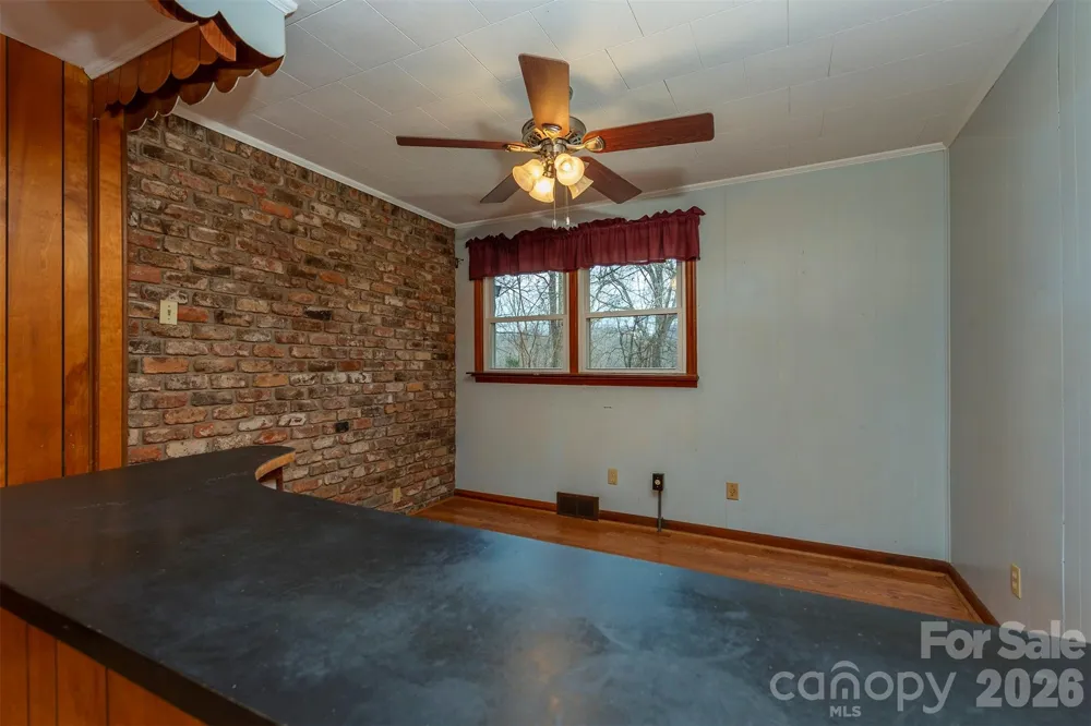 175 & 179 River Lane Canton, NC 28716