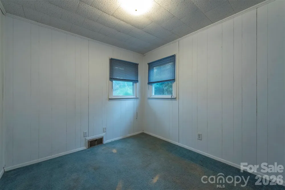 175 & 179 River Lane Canton, NC 28716