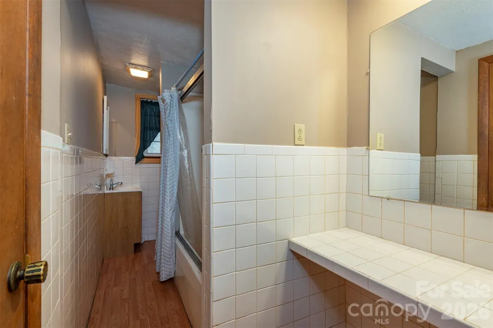 175 & 179 River Lane Canton, NC 28716