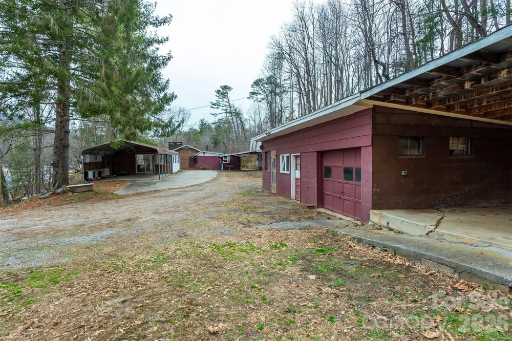 175 & 179 River Lane Canton, NC 28716