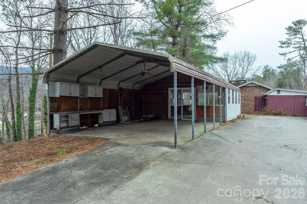 175 & 179 River Lane Canton, NC 28716
