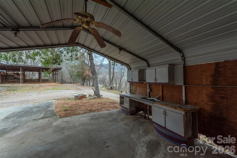 175 & 179 River Lane Canton, NC 28716