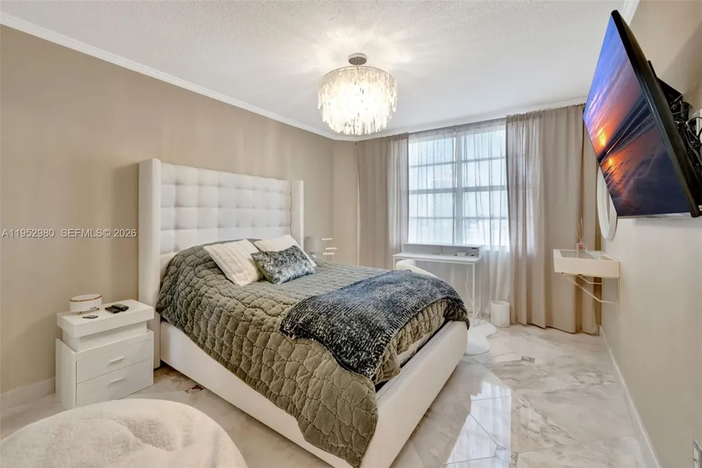 1965 S Ocean Dr #4S Hallandale Beach, FL 33009