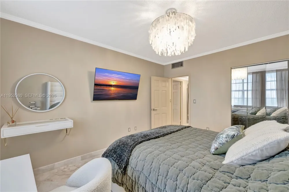 1965 S Ocean Dr #4S Hallandale Beach, FL 33009