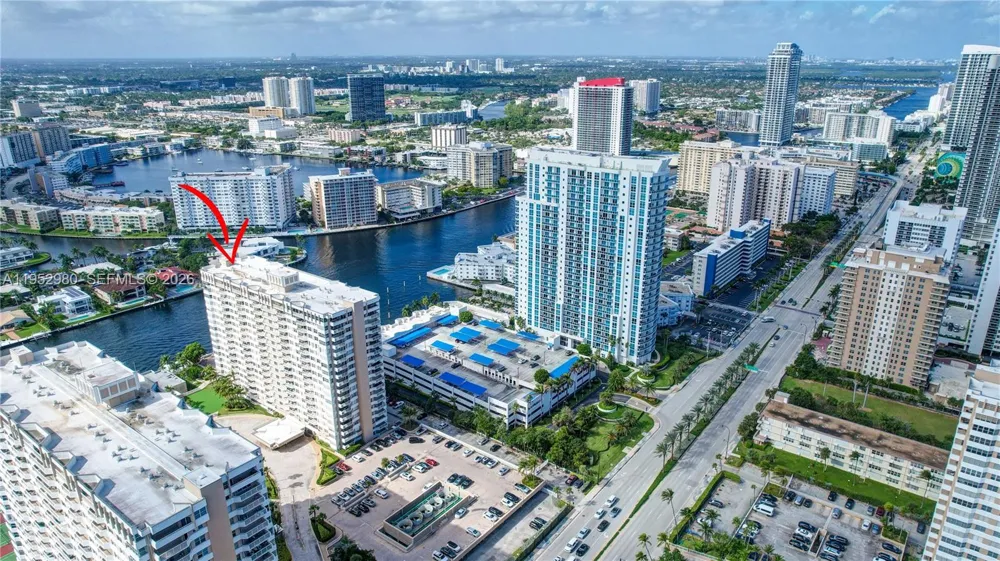 1965 S Ocean Dr #4S Hallandale Beach, FL 33009