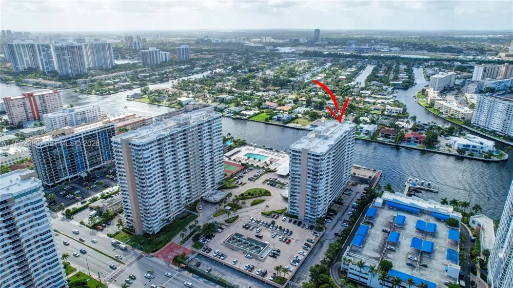 1965 S Ocean Dr #4S Hallandale Beach, FL 33009