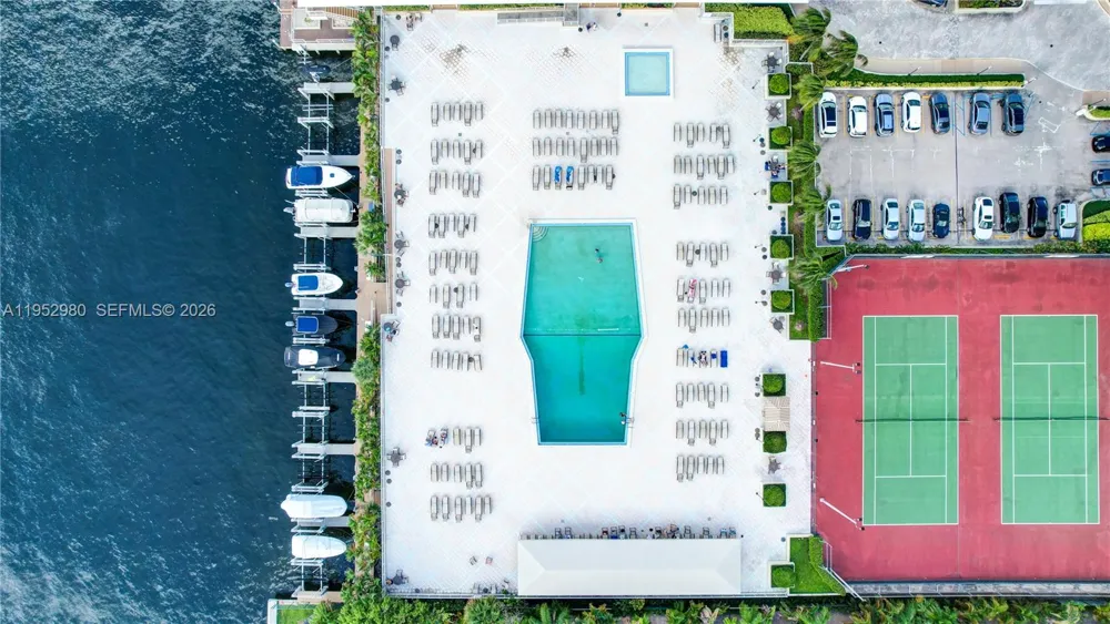 1965 S Ocean Dr #4S Hallandale Beach, FL 33009