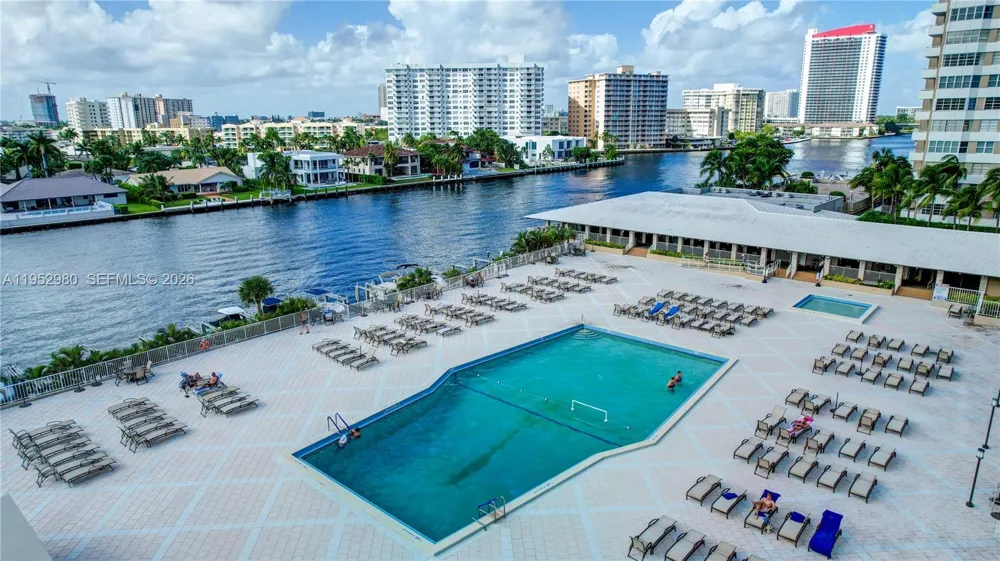 1965 S Ocean Dr #4S Hallandale Beach, FL 33009