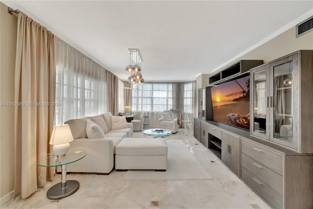 1965 S Ocean Dr #4S Hallandale Beach, FL 33009