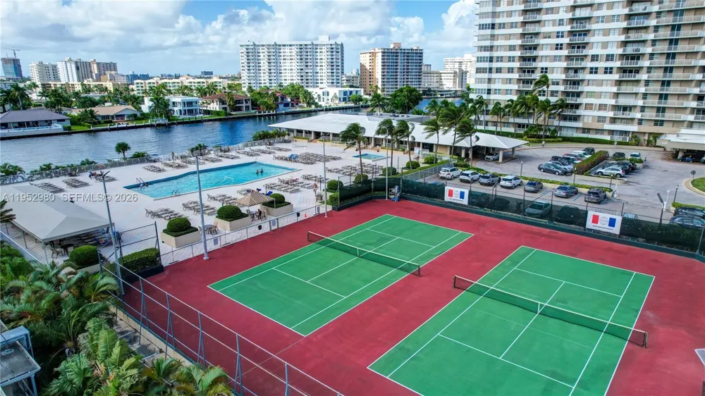 1965 S Ocean Dr #4S Hallandale Beach, FL 33009