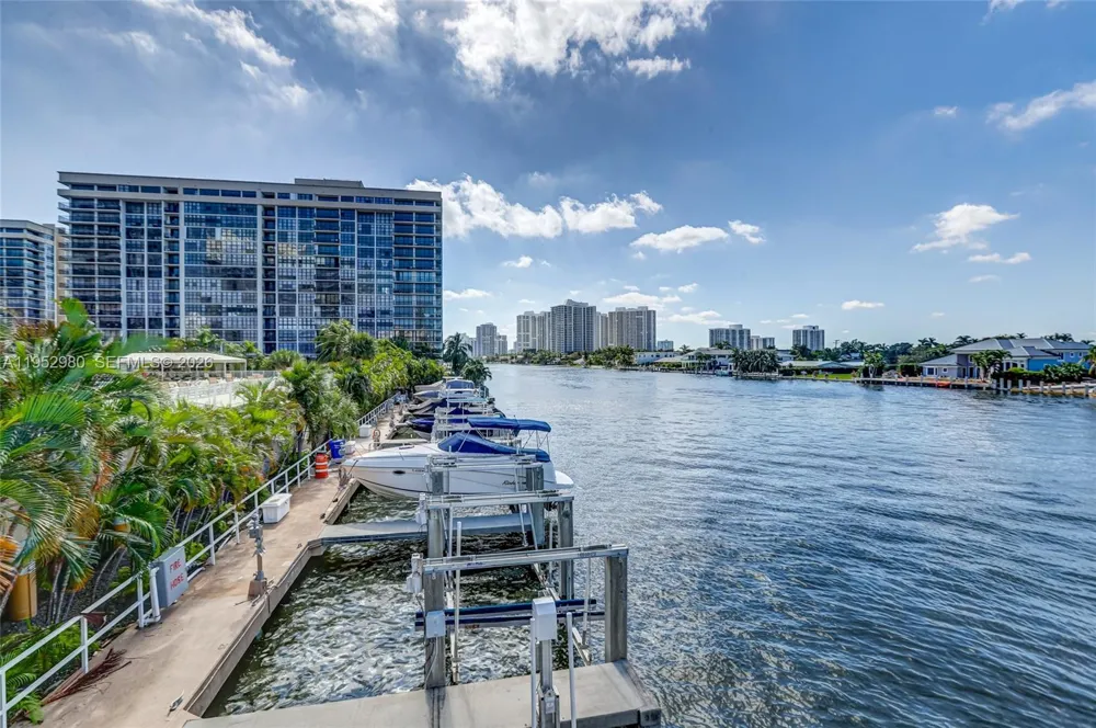 1965 S Ocean Dr #4S Hallandale Beach, FL 33009