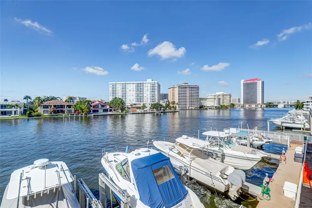 1965 S Ocean Dr #4S Hallandale Beach, FL 33009