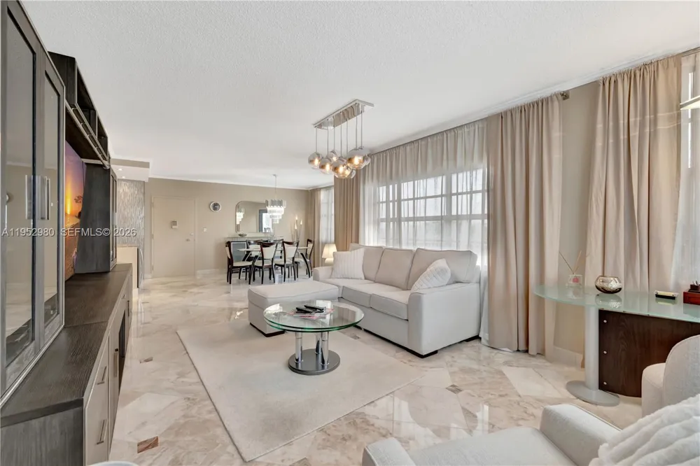 1965 S Ocean Dr #4S Hallandale Beach, FL 33009