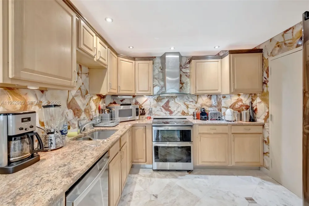 1965 S Ocean Dr #4S Hallandale Beach, FL 33009