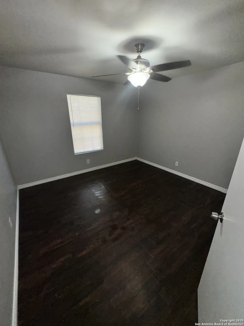 830 W Hutchins Place #11 San Antonio, TX 78221