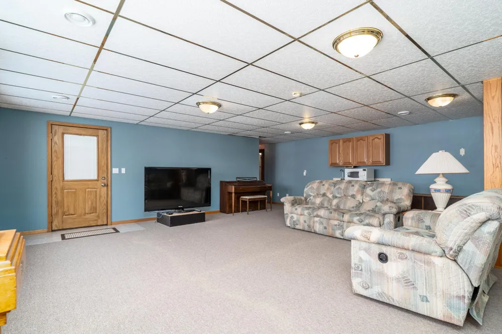 39233 E Union Drive Erskine, MN 56535