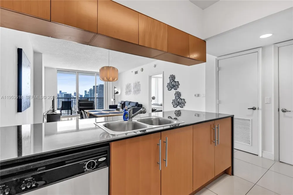 1750 Bayshore Dr #5310 Miami, FL 33132