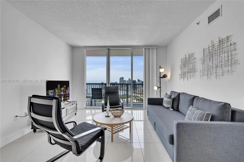 1750 Bayshore Dr #5310 Miami, FL 33132