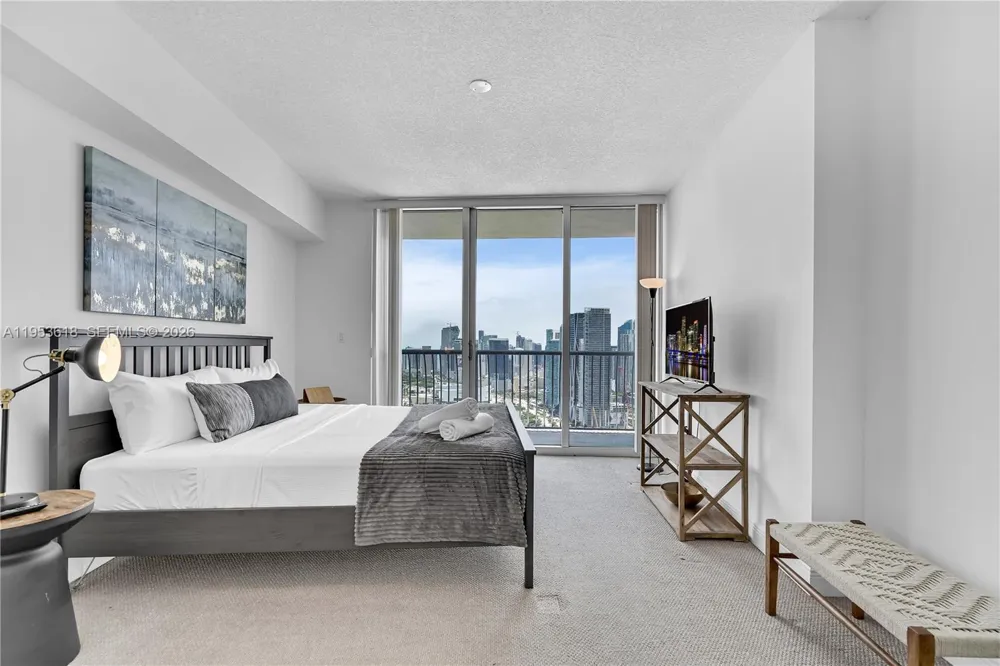 1750 Bayshore Dr #5310 Miami, FL 33132
