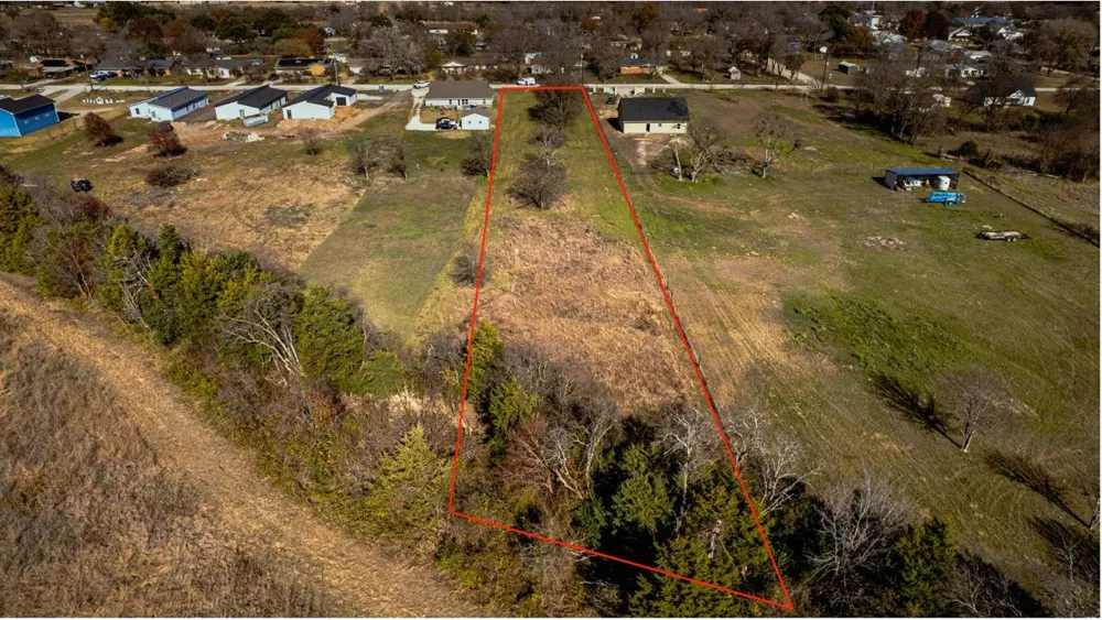 703 4th Street Bruceville Eddy, TX 76524