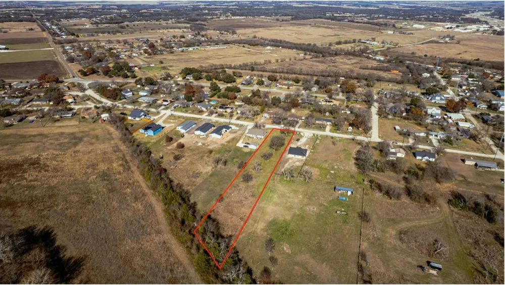 703 4th Street Bruceville Eddy, TX 76524