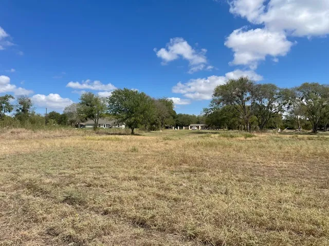 703 4th Street Bruceville Eddy, TX 76524