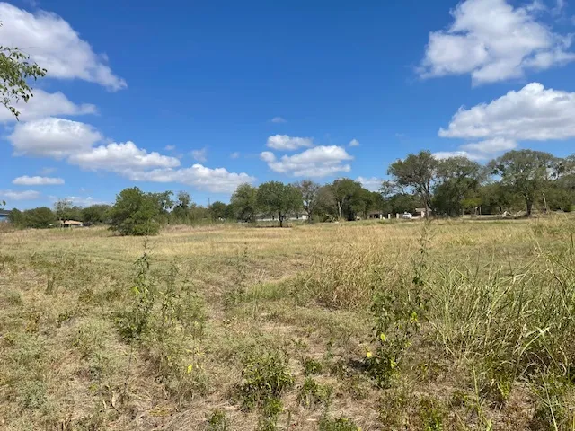 703 4th Street Bruceville Eddy, TX 76524