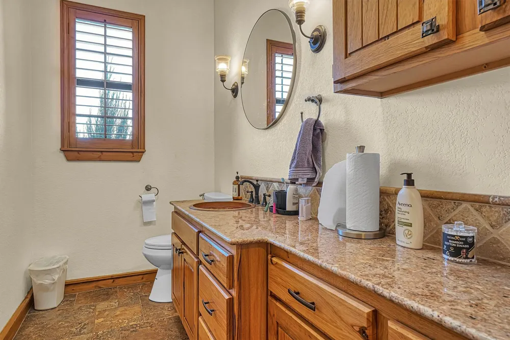 4517 Cottonwood Lane Vernon, TX 76384
