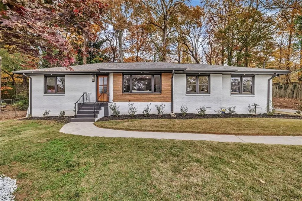 1306 Poplarcrest Cir SE