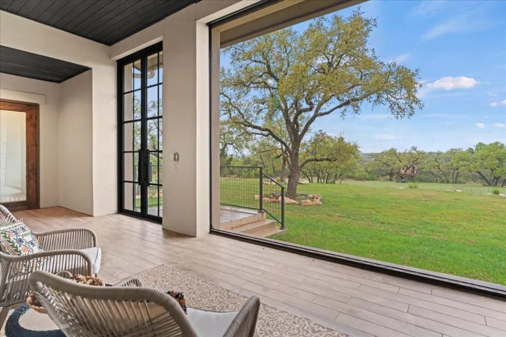 1951 Bridlewood Ranches Drive San Marcos, TX 78666