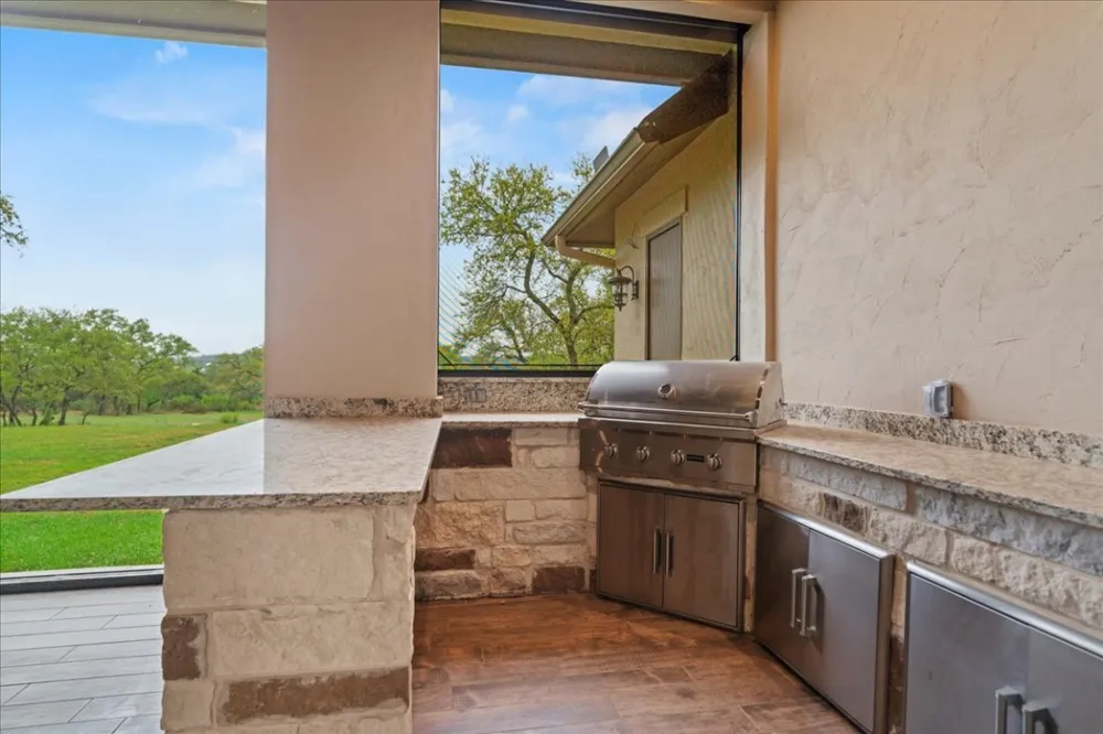 1951 Bridlewood Ranches Drive San Marcos, TX 78666