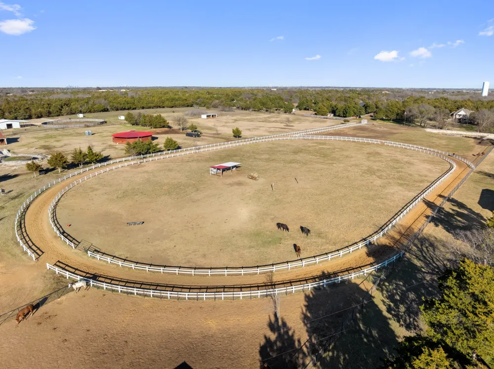 1715 S Joe Wilson Road Ovilla, TX 75104