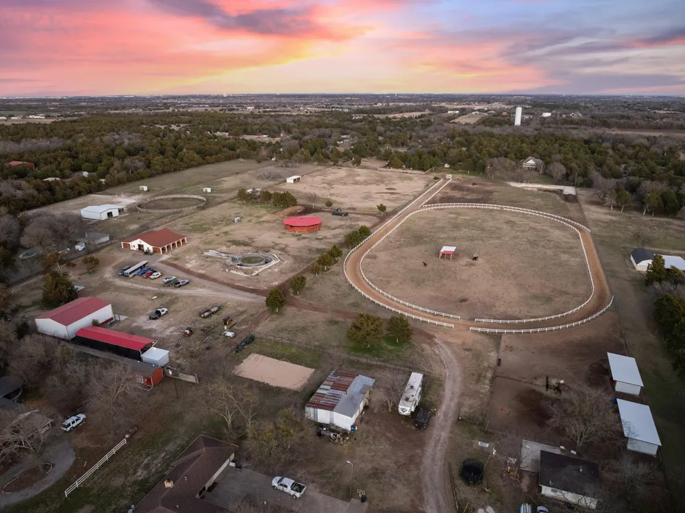 1715 S Joe Wilson Road Ovilla, TX 75104