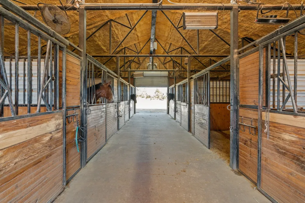 1715 S Joe Wilson Road Ovilla, TX 75104
