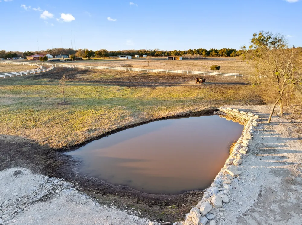 1715 S Joe Wilson Road Ovilla, TX 75104
