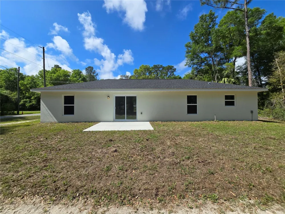 131 FISHER ROAD Ocklawaha, FL 32179
