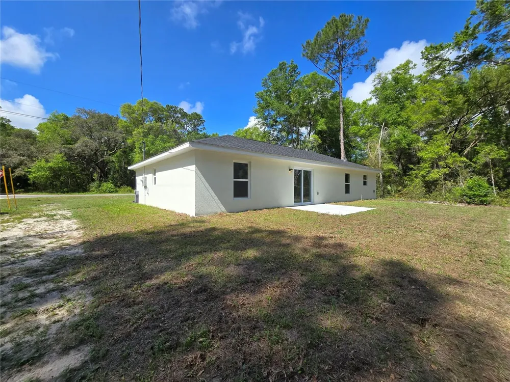 131 FISHER ROAD Ocklawaha, FL 32179