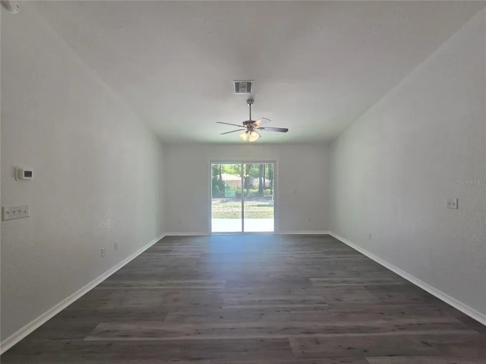 131 FISHER ROAD Ocklawaha, FL 32179