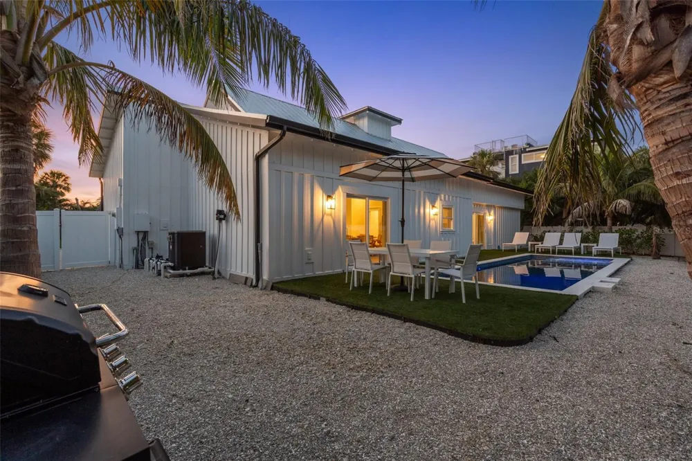 305 73RD STREET Holmes Beach, FL 34217