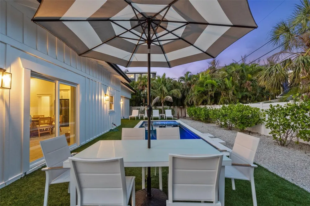 305 73RD STREET Holmes Beach, FL 34217