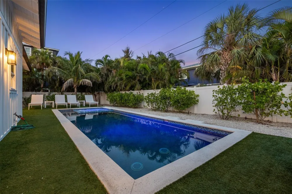 305 73RD STREET Holmes Beach, FL 34217