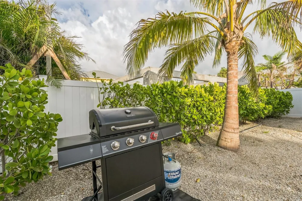 305 73RD STREET Holmes Beach, FL 34217