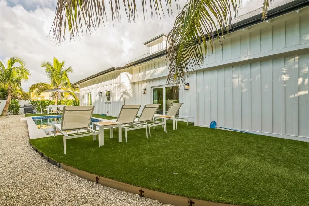 305 73RD STREET Holmes Beach, FL 34217