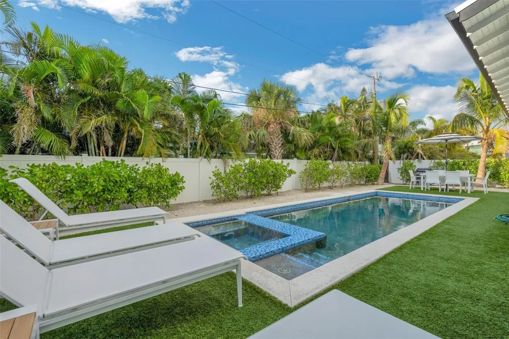 305 73RD STREET Holmes Beach, FL 34217
