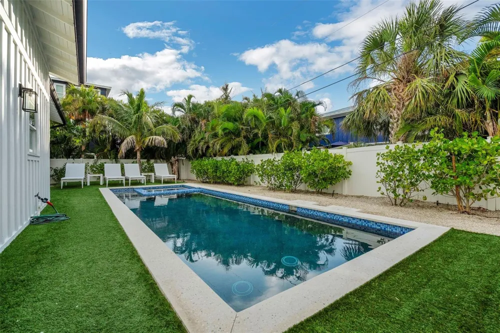 305 73RD STREET Holmes Beach, FL 34217