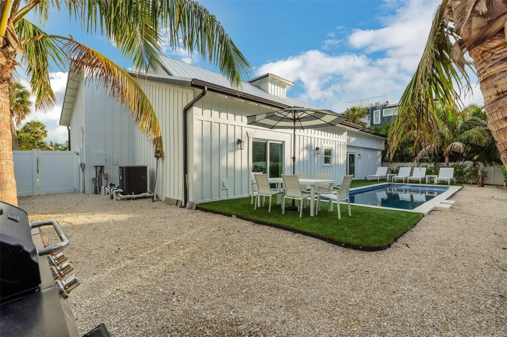 305 73RD STREET Holmes Beach, FL 34217