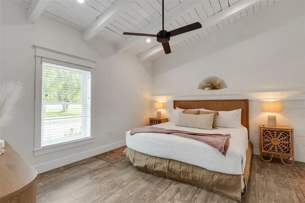305 73RD STREET Holmes Beach, FL 34217
