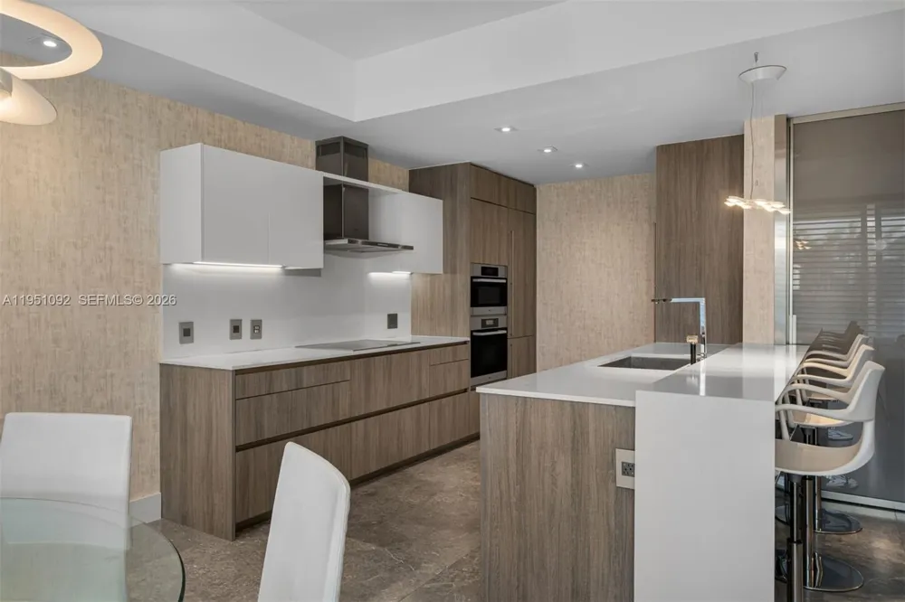 350 Ocean Dr #205N Key Biscayne, FL 33149