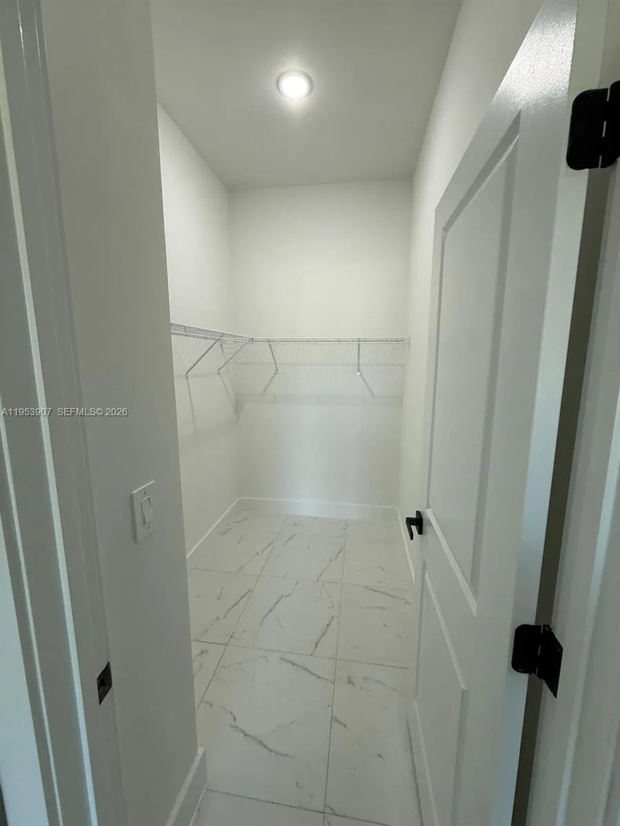 1121 FLORENCE ST E Lehigh Acres, FL 33974