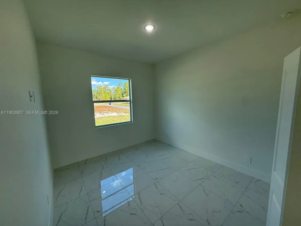 1121 FLORENCE ST E Lehigh Acres, FL 33974